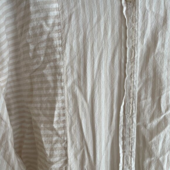 Elizabeth and James Striped Button Down Top - Picture 2 of 6
